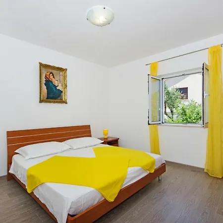 Kuca Za Odmor Toni Apartman Postira