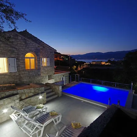 Kuca Za Odmor Toni アパート